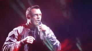 Tiziano Ferro - Rosso Relativo