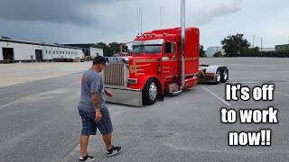 DEMO TRUCK SOLD..and is off to work!! #peterbilt #custom