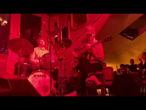 Video: Three Way Split Organ Trio – Three Way Split live @Yaki Da