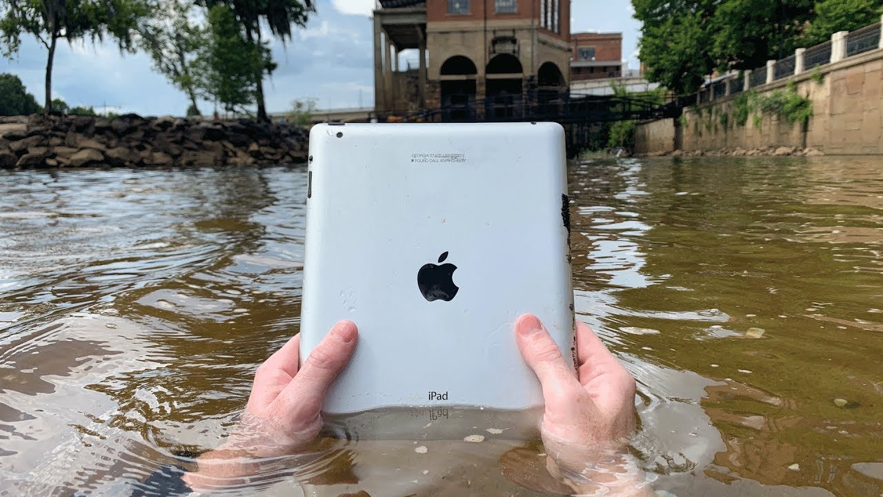 snorkeling in boracay Found iPad Underwater While Searching Drained River! VR180 (River Treasure)