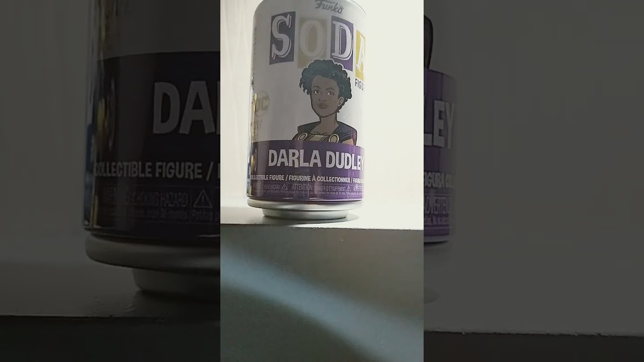 opening the darla dudley funko soda