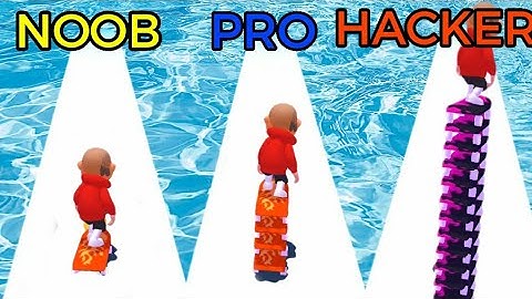 NOOB vs PRO vs HACKER in Doggface: Skate and Stack