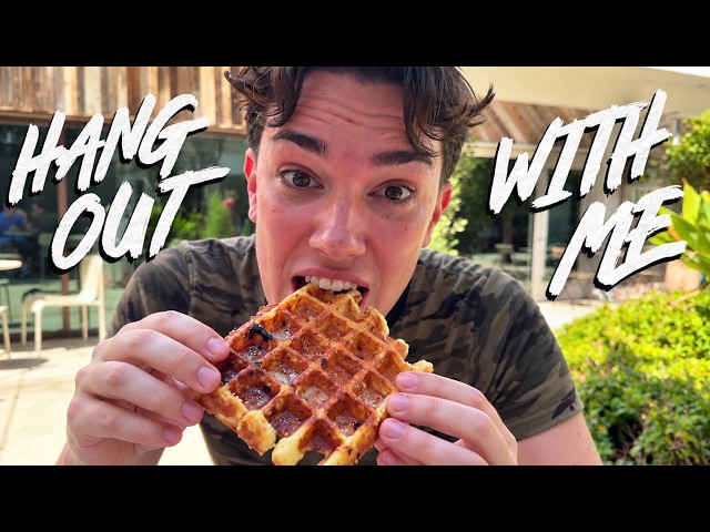 Spend a VERY Unserious Weekend With Me (VLOG)
