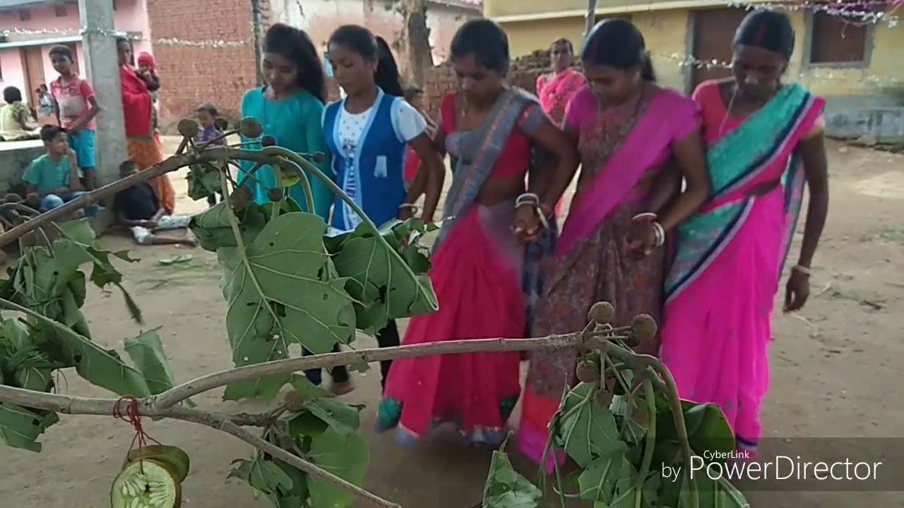 Karama puja chein dance video 2018