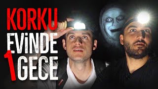 Gece Gi̇zli̇ce Korku Evi̇nde Kalmak Ft Poli̇s Geldi̇