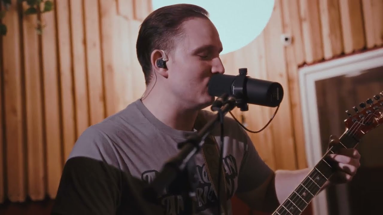 Guarda JB Elwood - Deep (Live at Hen House Recording Studio) su YouTube Guarda JB Elwood - Deep (Live at Hen House Recording Studio) su YouTube