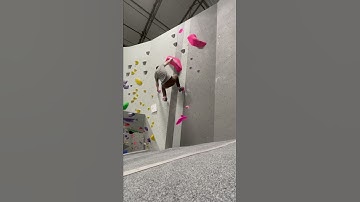 Comp Style Dynamic Compression Move #bouldering