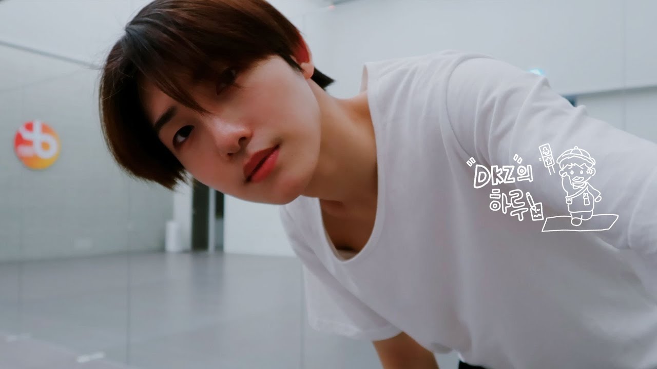 DKZ's DAY] DAY 25 - Sehyeon's daily routine🎶💪🕺 | SEHYEON | VLOG