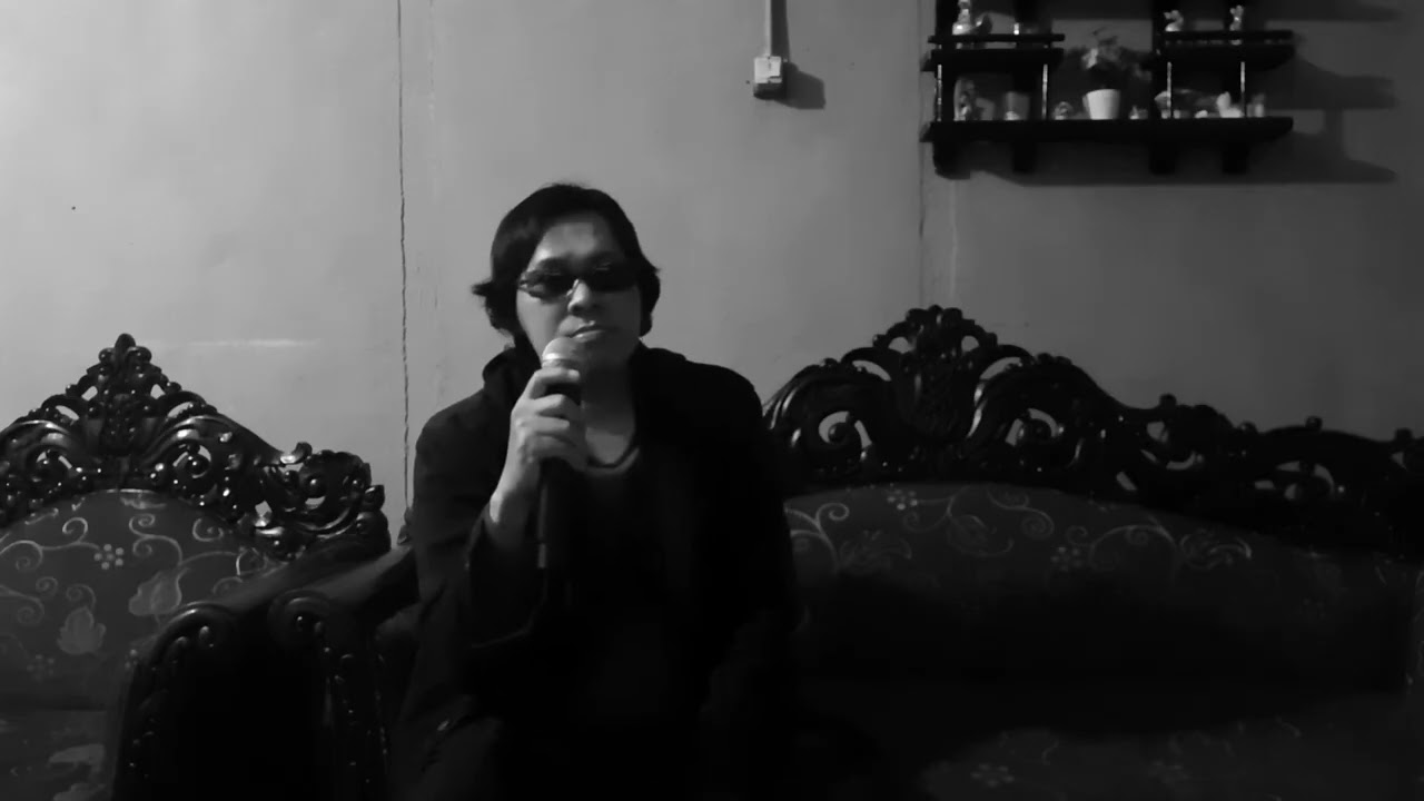 🎧 MENJARING MATAHARI - EBIET G. ADE ( A PURWOYO COVER )