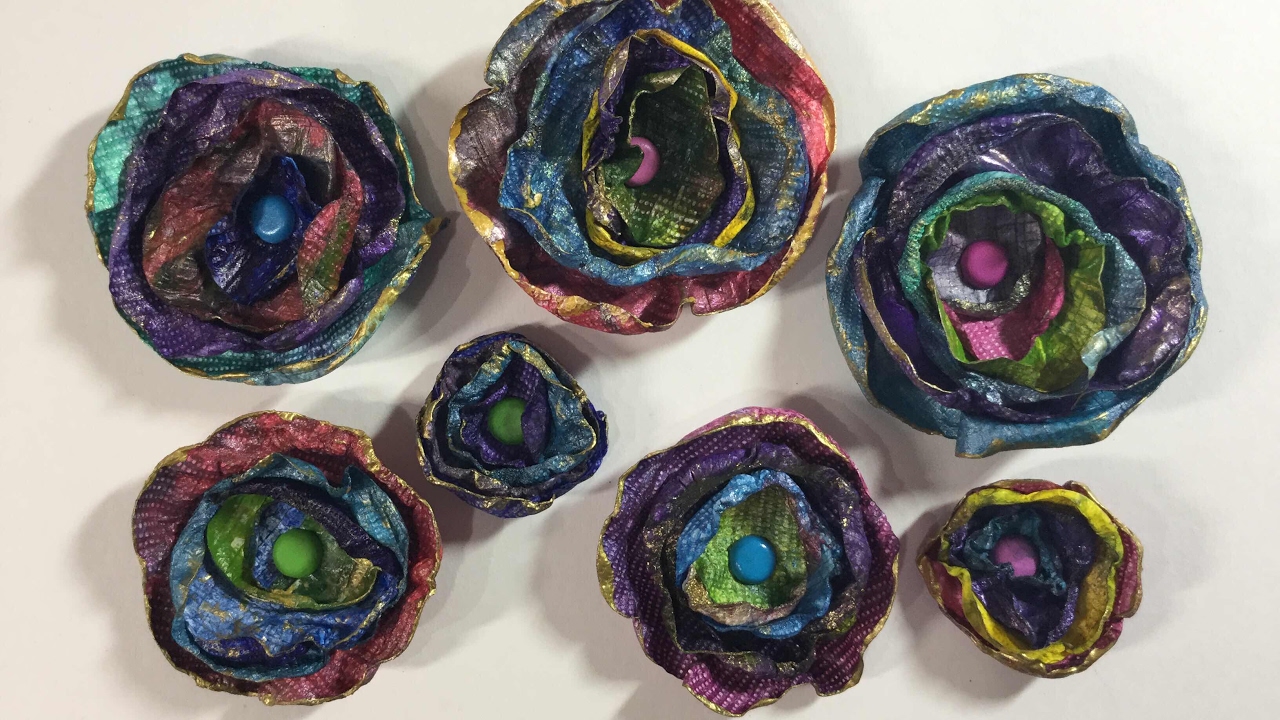 Как сделать цветы из Тайвека