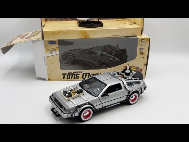 Welly Delorean Time Machine Back To The Future 3 1:24 Scale 22444W
