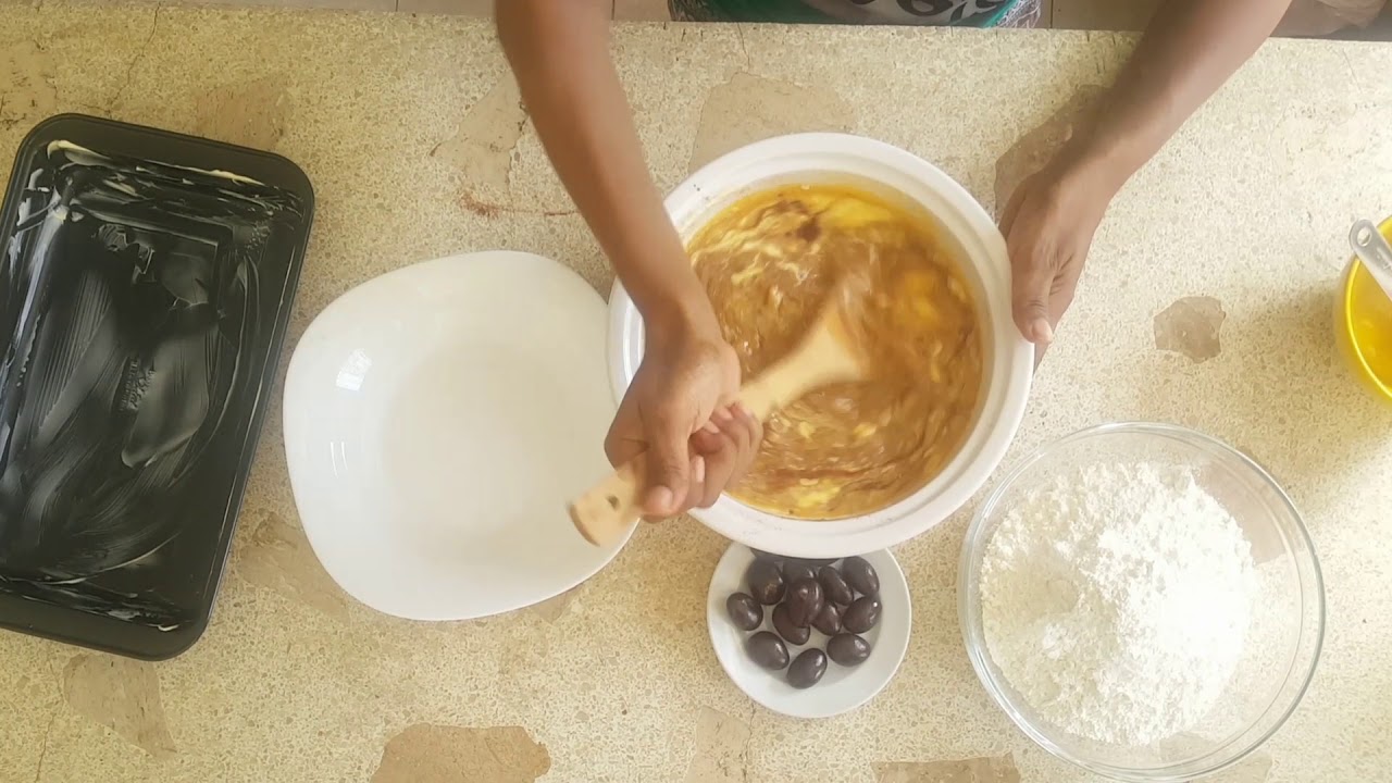 Receta de Pan de Guineo Dominicano con almendras y chocolate 🇩🇴 YouTube