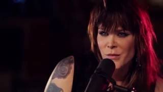 Beth Hart - Baddest Blues (Live Acoustic At: Guitar Center)