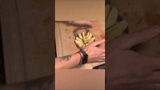 Slice Apples in Seconds | Kitchen Hack