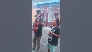 PENGAMEN LAGU PARIAN JAWA. LUCU BANGET