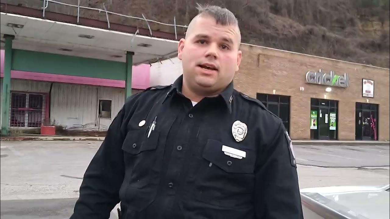 accident because they want to stop on the road to talk. Harlan City