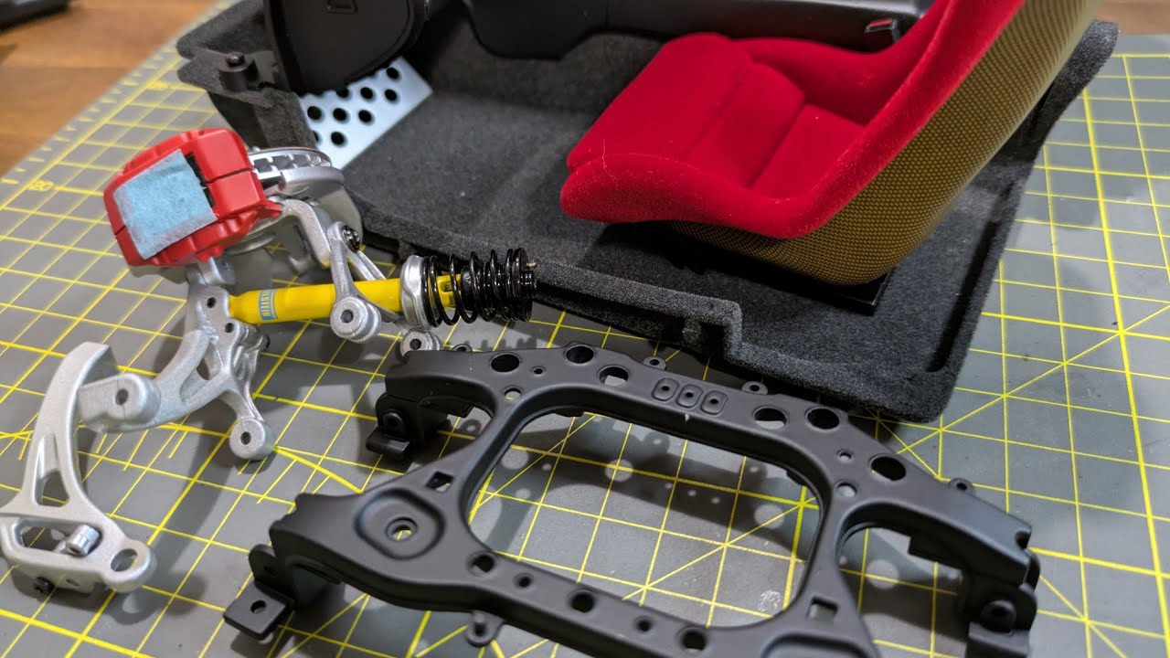 マツダRX-7 31号32号 左ドアとフットレスト、フロントサブフレームの