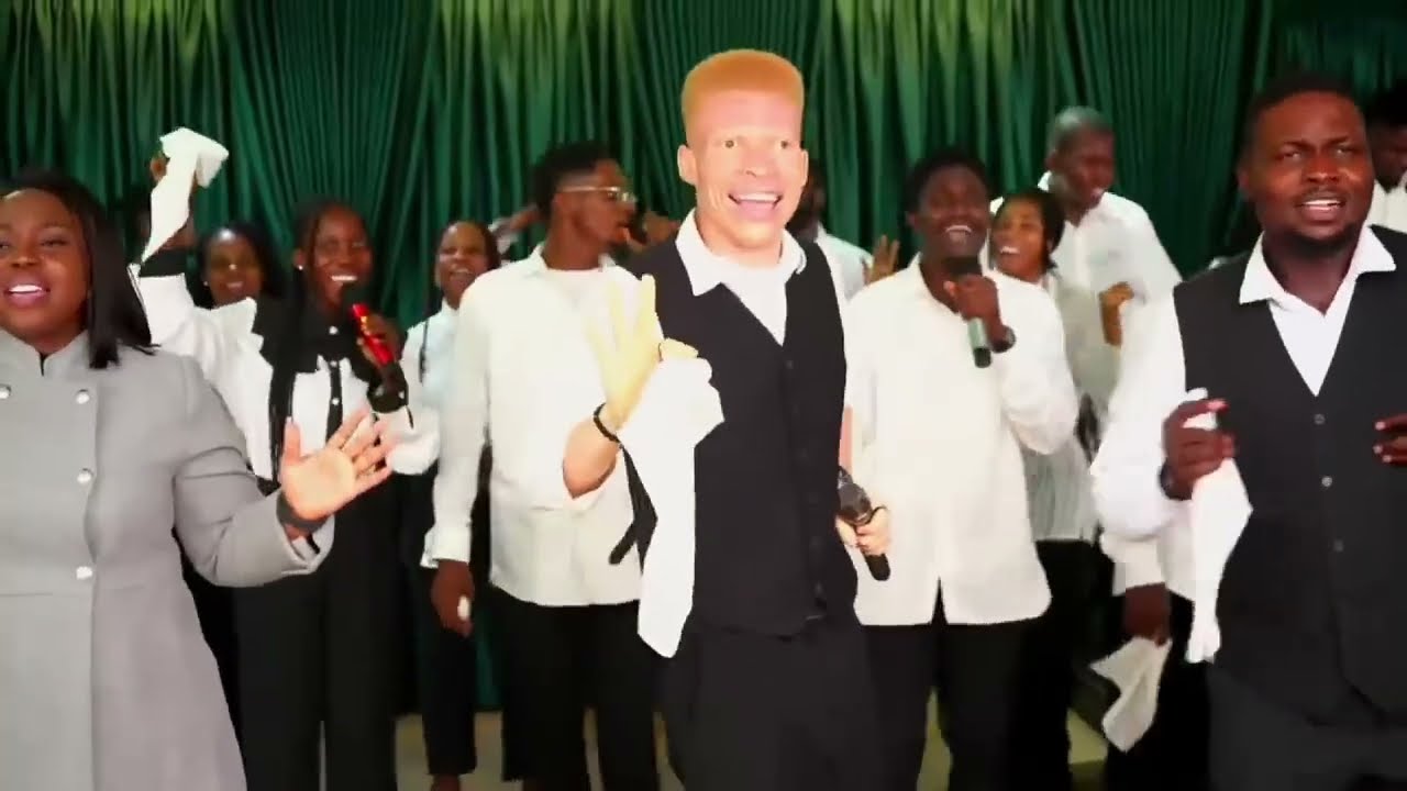 This is the best praise you will ever hear, Refiner Singers. Praise(25.107)