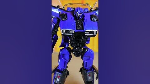 QUICK REVIEW: Transformers Studio Series Bumblebee Movie Car DROPKICK