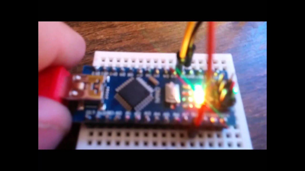 Arduino Nano 3.0 with ATMEGA328P AnalogReadSerial DigitalReadSerial
