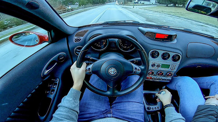 Alfa Romeo 156 GTA [POV Test Drive] - Amazing 3.2L V6 Sound!