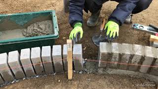 【DIY主婦】パーゴラを1人で作る  その⑦セメントブロックで高さを出す