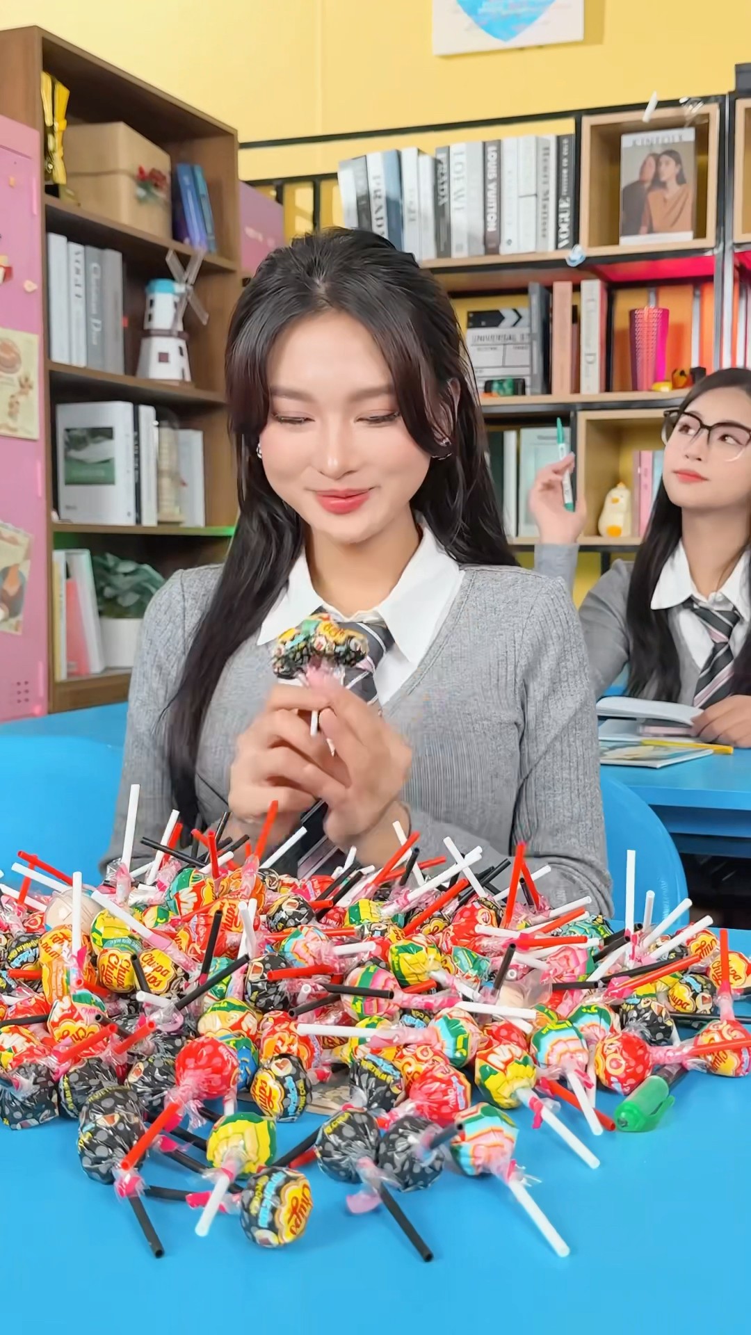 Do you choose candy or money? ? ? #funny #trending #shorts