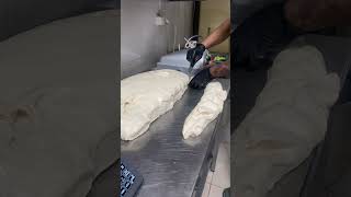 #pizza #deliciouspizza #shortvideo #pizzalover #new #italy #pizzapie #pizzatime #food #itspizzatime
