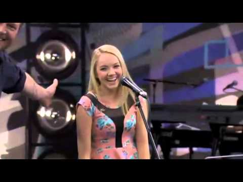 Danielle Bradbery {Who I Am}