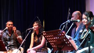 Video thumbnail of "Nila Kaigirathu - Saran Narayanan & Sivarropini - Saha Live"