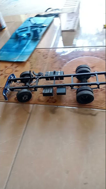 di jual sasis panjang 42 cm han ful alumunium. ( 1jt 300 rb ).bnus kabin Isuzu giga dan bak