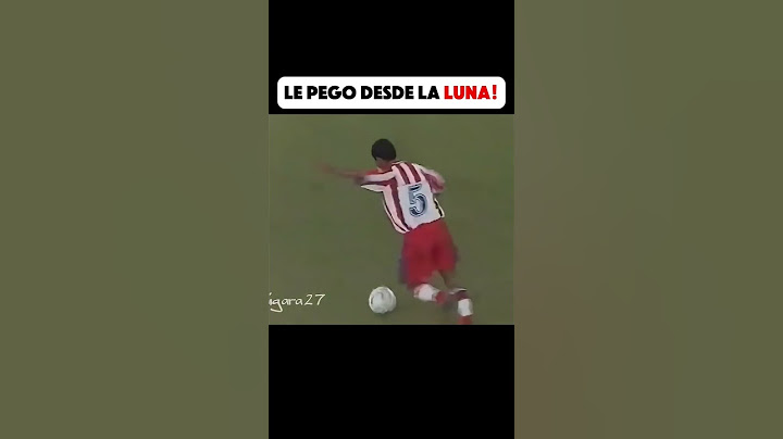 LE PEGÓ DESDE MEDIA CANCHA💀 #futbol #footballshorts