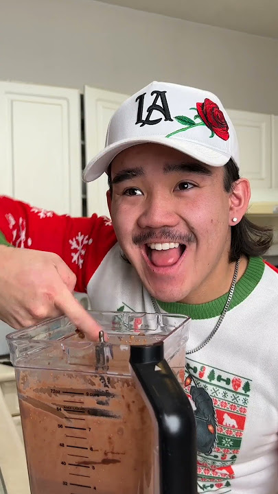 2000 Calorie CHOCOLATE PROTEIN SHAKE🍫  (Fitness Recipe)