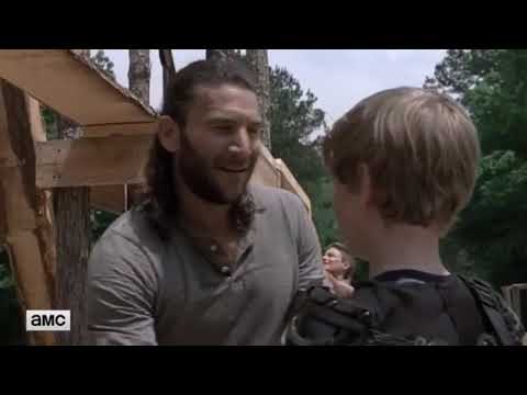 The Walking Dead 9x02 Sneak Peek - Daryl & Aaron