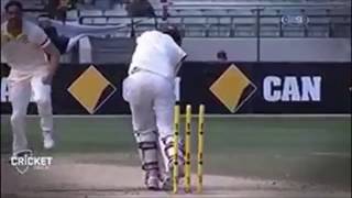 Mitch Johnson's Magic Off-Cutter Bowls Cheteshwar Pujara