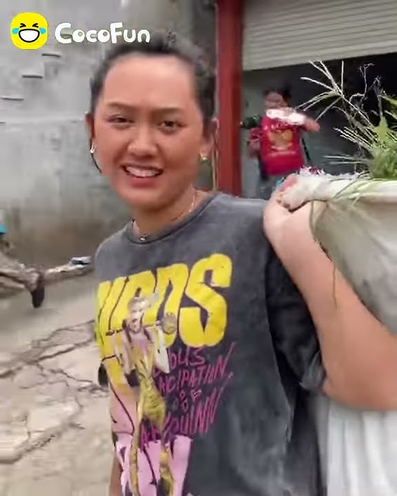 ANJAY CEWE CANTIK NGARIT BAWA MOBIL PULA