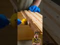 Butch reacciona al increíble estante hecho de restos de madera 🛠️🏠