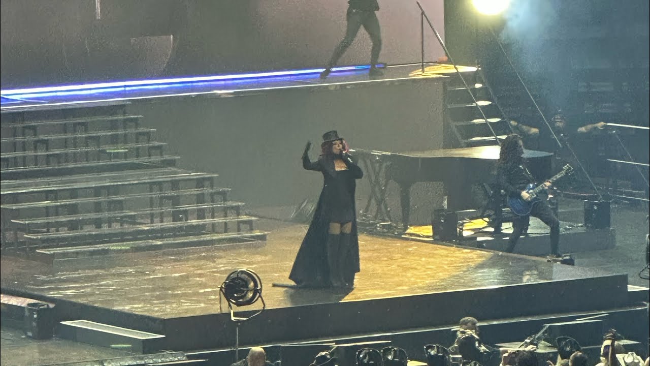 Shania Twain Queen of Me tour, Vancouver BC, May 2nd 2023 YouTube