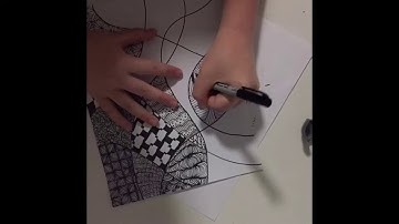 Time lapse Of Drawing A Zentangle Pattern