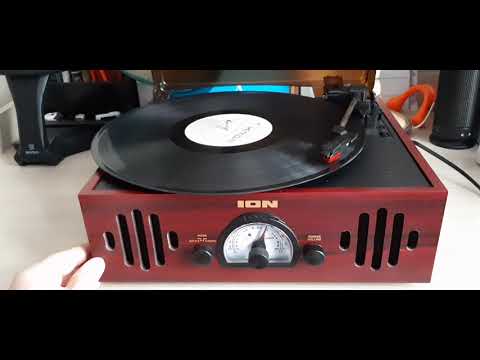 Video: ION Atskaņotāji: Vinyl Transport, Audio Max LP, Mustang LP, Trio LP Un Compact LP Diski