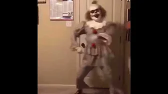 Penny wise dancing meme Penny wise dancing meme