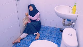 Drama | Dinda Terkunci Di Kamar Mandi