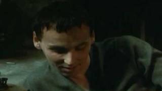Jessica Alba Barefoot Paranoid02 Hitw