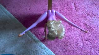 barbies press handstand