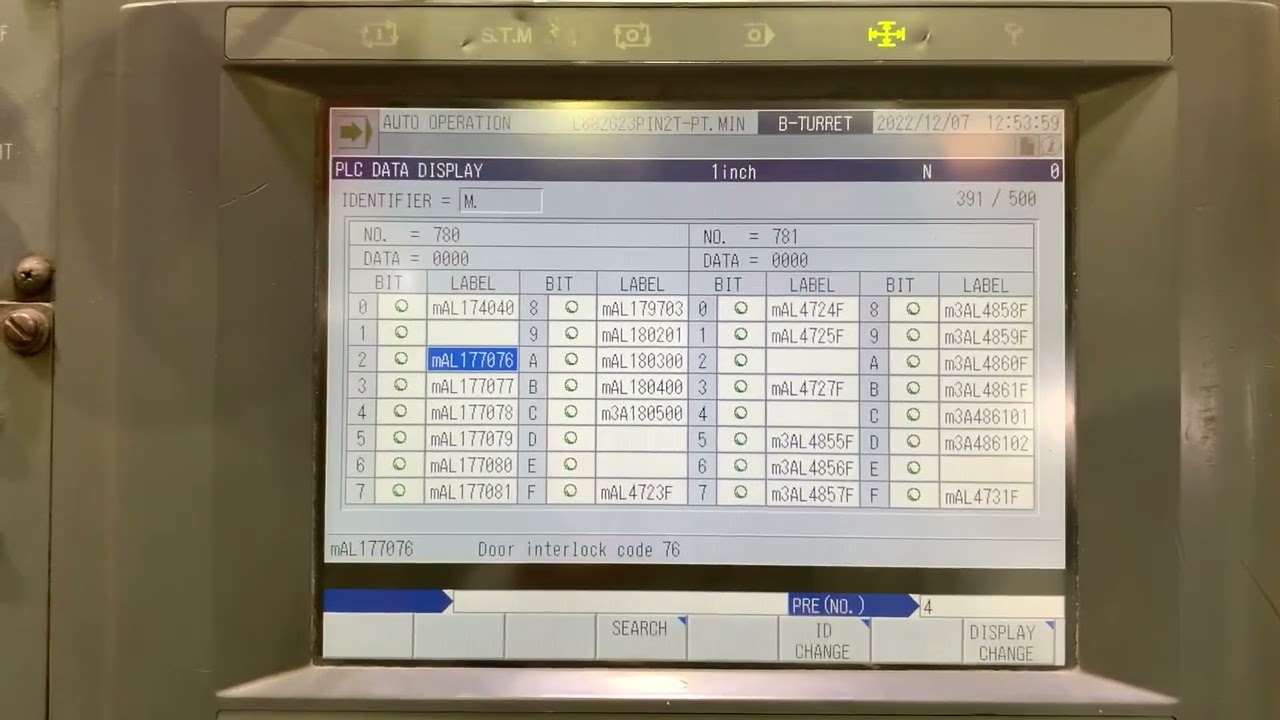 Okuma LOC-650. OSP-E100L CNC. How to check PLC signals' status