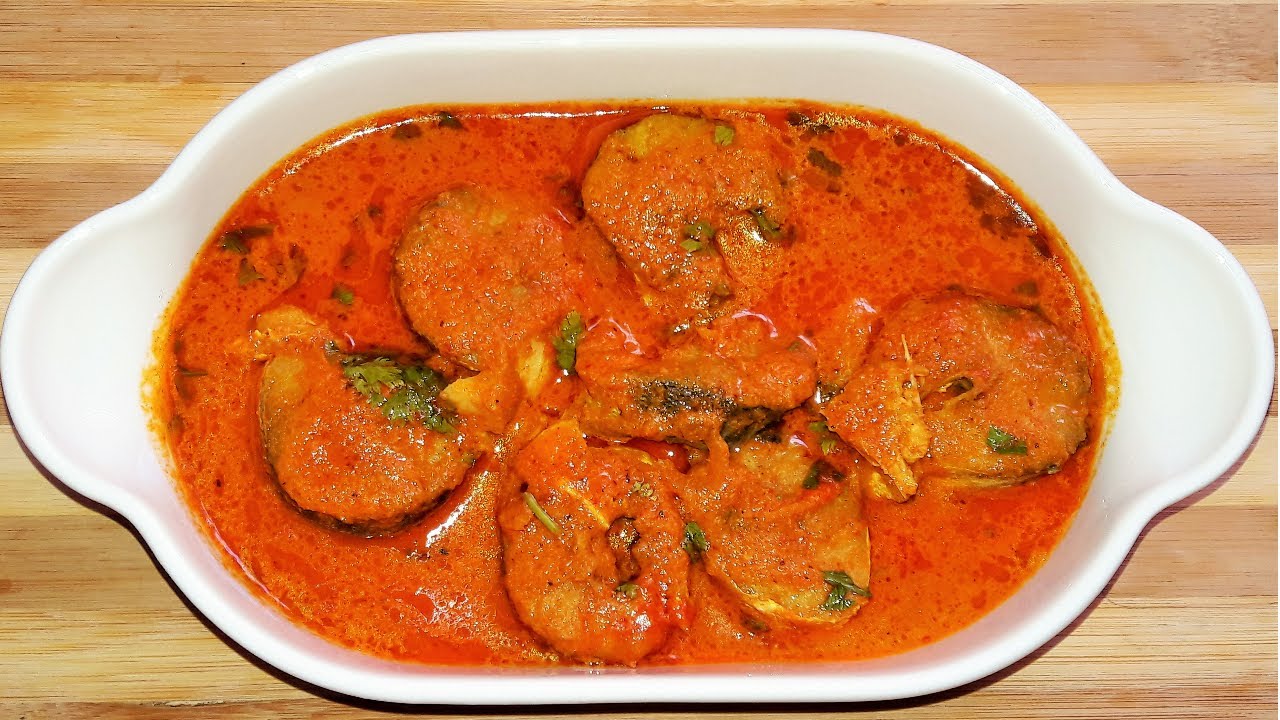 Sheela Fish Curry/Mangalorean Style Barracuda Fish Kadhi/Barracuda Meenu Saaru/ Sheela Meen Kulambu