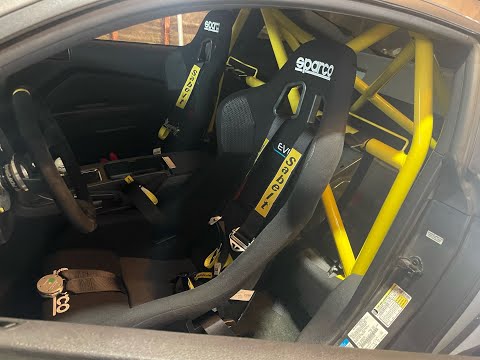 Sparco EVO seat install.