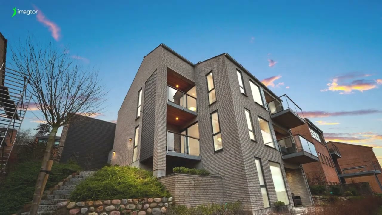 Imagtor | Day to Dusk | Twilight Photo Editing