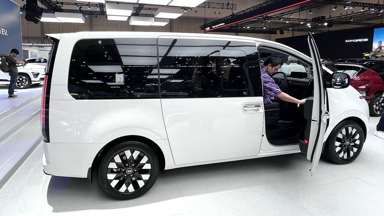 2024 Hyundai Minivan