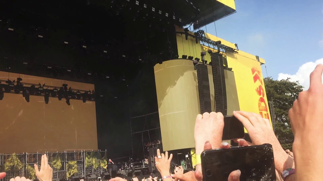 Post Malone - Too Young - Leeds Festival 2018
